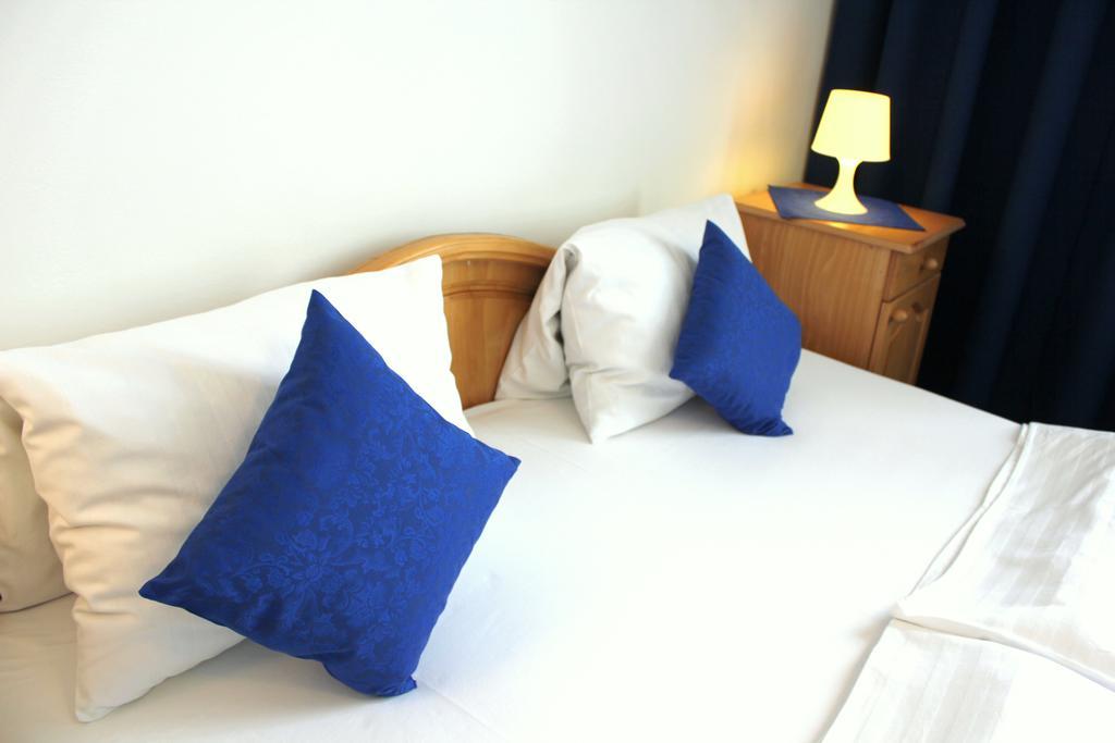 Hotel Central Cesky Tesin Room photo